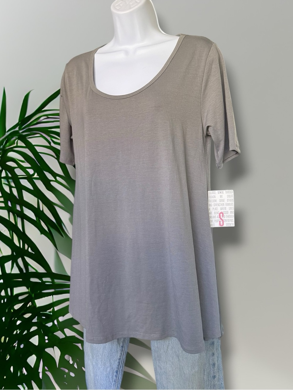 Short Sleeve Scoop Top Perfect Tee - Heather Gray